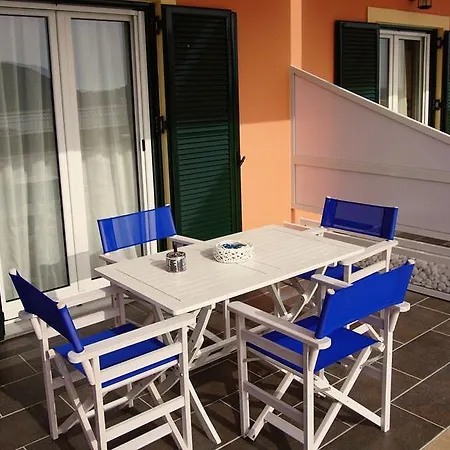 Apartments Sissy Agios Georgios Pagon Exterior foto