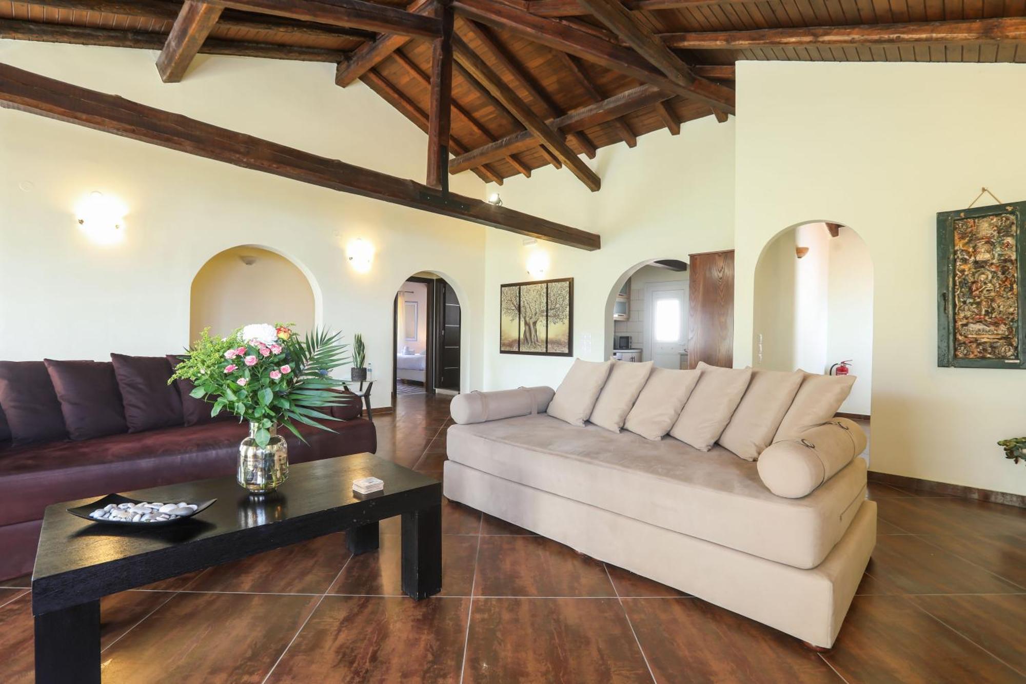 Sissy Apartment Agios Georgios Pagon