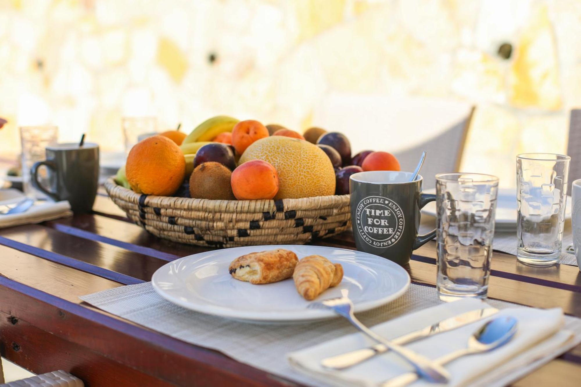 Sissy Apartment Agios Georgios Pagon