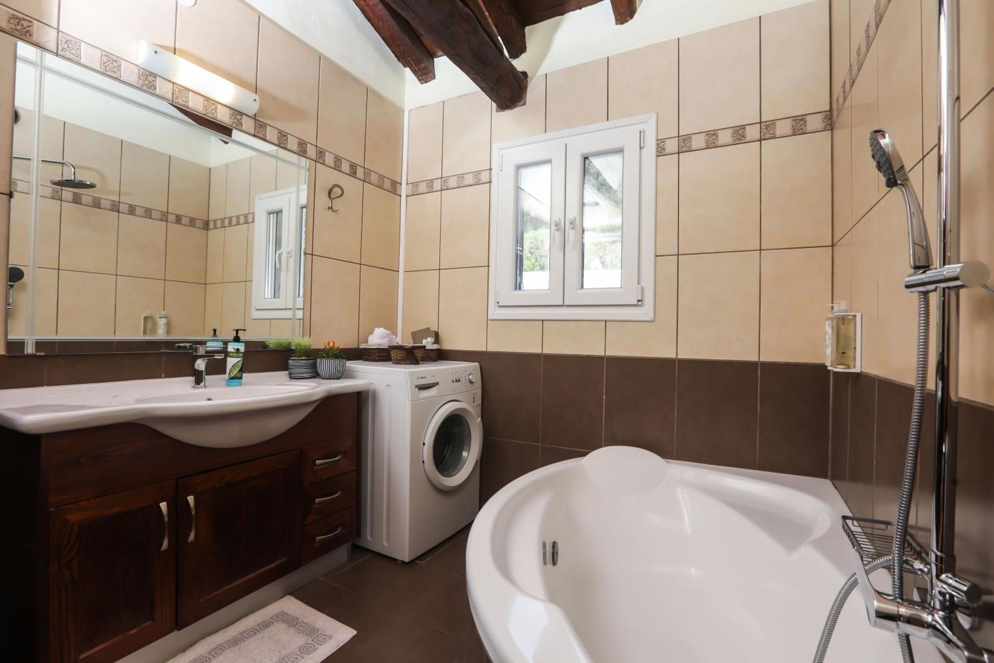 Apartment Sissy Agios Georgios Pagon