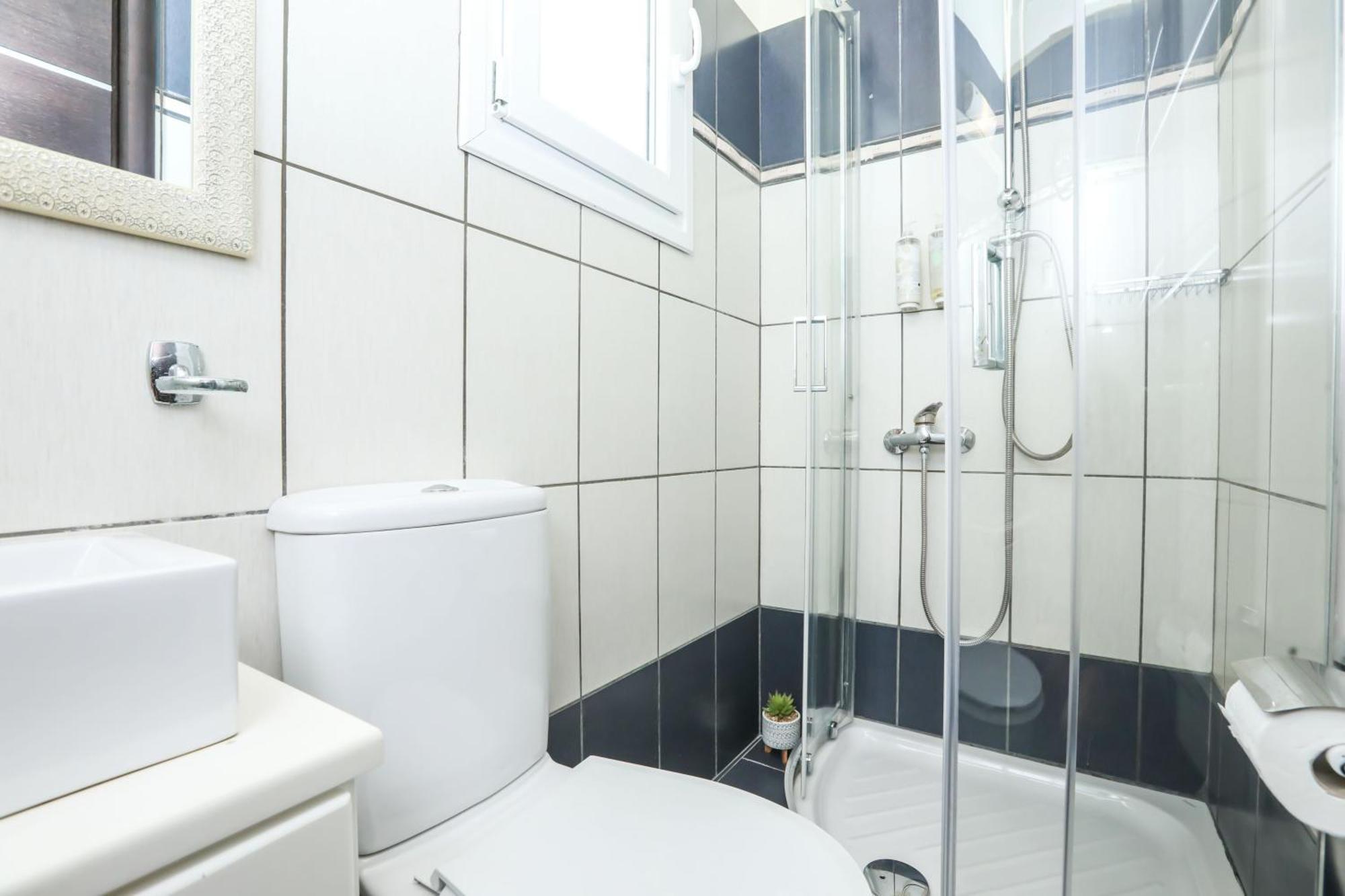 Sissy Apartment Agios Georgios Pagon